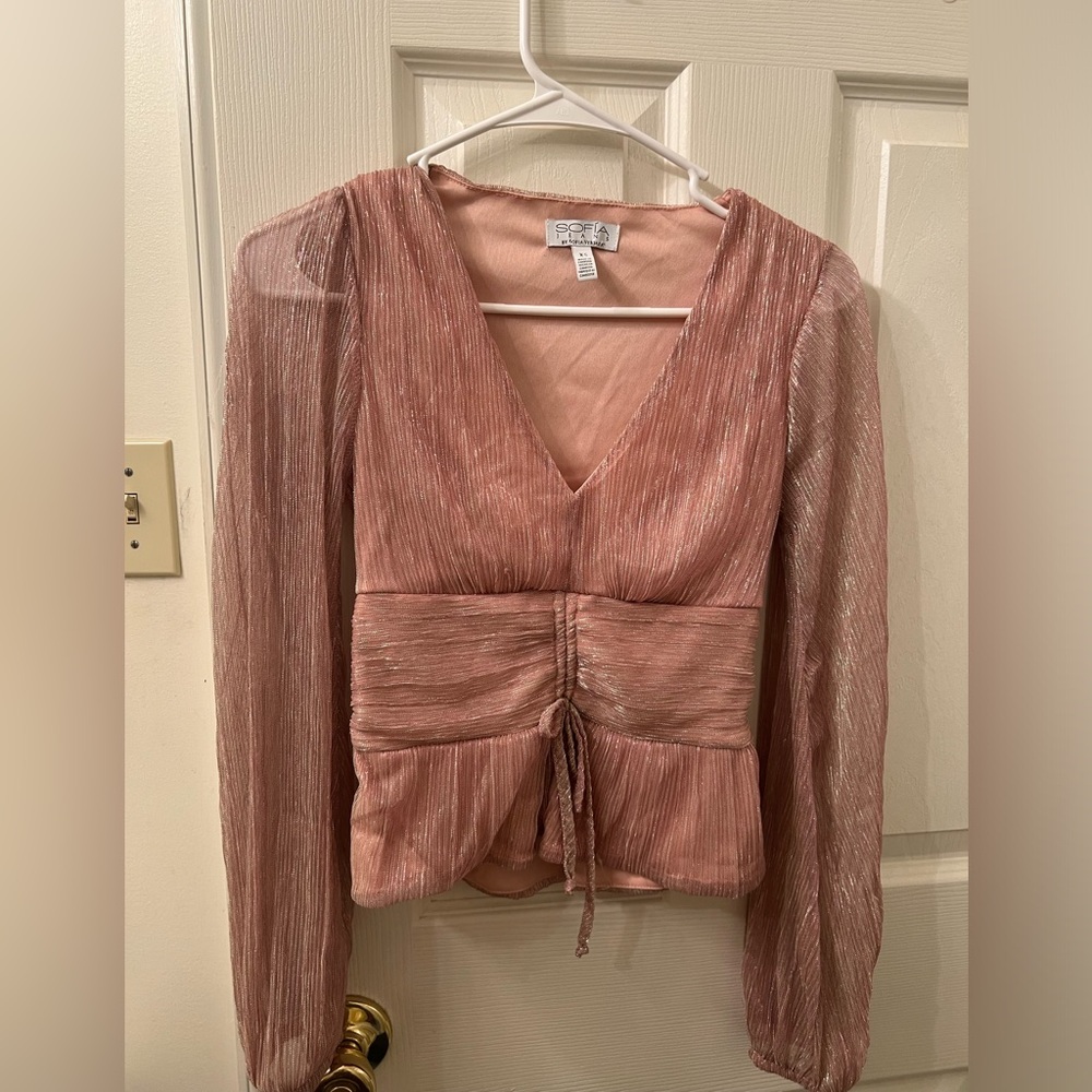 Small size /peach color